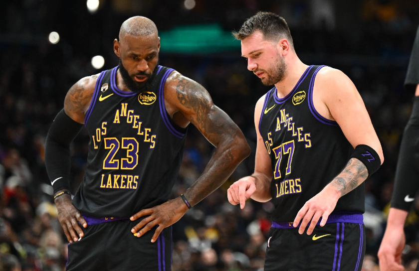 开云体育下载网址-东契奇惊人数据：最后时刻关键球0出手 与老詹同场输82分全队最差