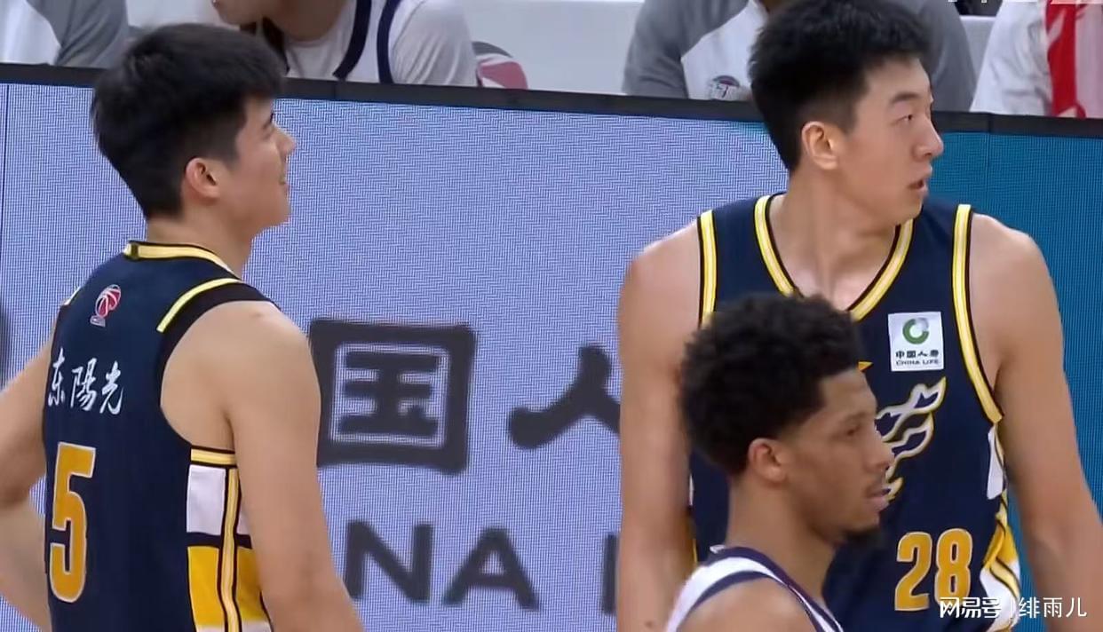 开云体育下载-恭喜广东队！朱芳雨正式发声，杜锋要换掉萨林杰了！